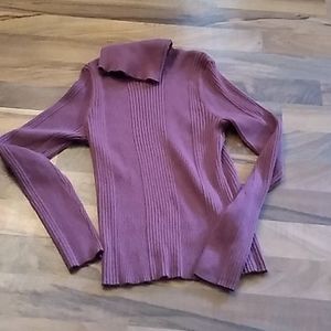 The color mauve turtleneck